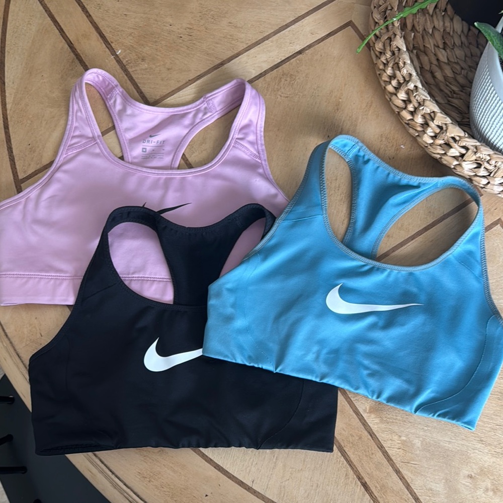 Nike sports bra BUNDLE